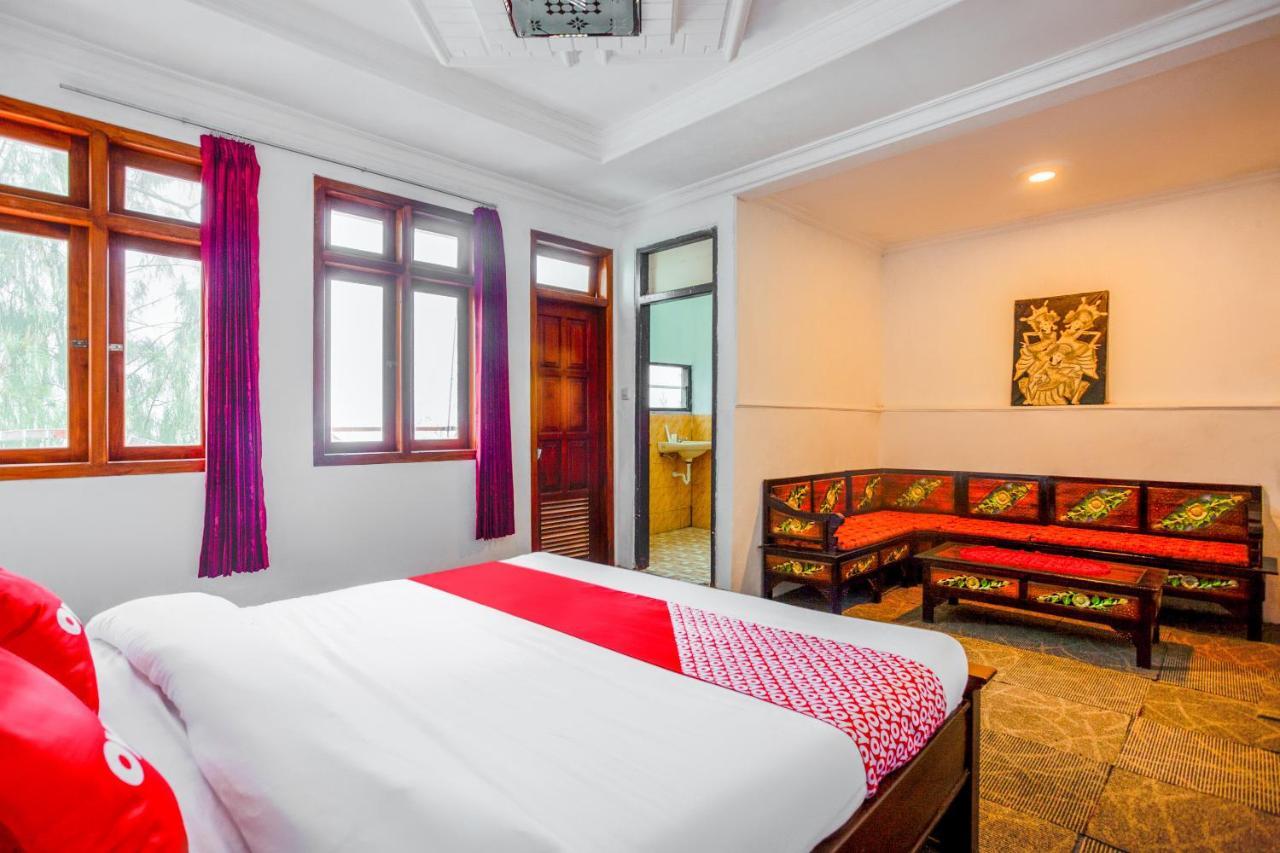 Oyo 3004 Penginapan Bromo Adi Hotel Pasuruan Ngoại thất bức ảnh